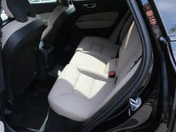 Volvo XC60 Plug-In Hybrid Plus T8 AWD 2026 — side view