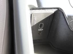 Volvo XC60 Plug-In Hybrid Plus T8 AWD 2026 — side view