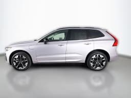 Volvo XC60 Plug-In Hybrid Plus T8 AWD 2026 — side view