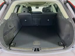 Volvo XC60 Plug-In Hybrid Plus T8 AWD 2026 — side view