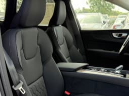 Volvo XC60 Plug-In Hybrid Plus T8 AWD 2026 — side view