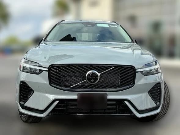 Volvo XC60 Plug-In Hybrid Plus T8 AWD 2026 — side view