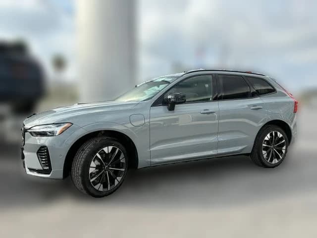Volvo XC60 Plug-In Hybrid Plus T8 AWD 2026 — side view