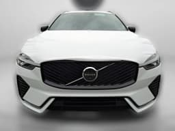Volvo XC60 Plug-In Hybrid Plus T8 AWD 2026 — side view