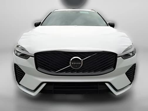 Volvo XC60 Plug-In Hybrid Plus T8 AWD 2026 — side view