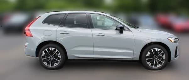 Volvo XC60 Plug-In Hybrid Plus T8 AWD 2026 — side view