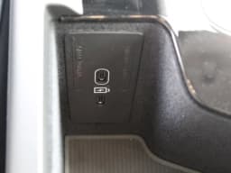 Volvo XC60 Plug-In Hybrid Plus T8 AWD 2026 — side view