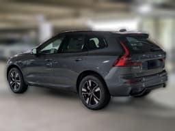 Volvo XC60 Plug-In Hybrid Core T8 AWD 2026 — side view