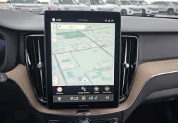 Volvo XC60 Plug-In Hybrid Core T8 AWD 2026 — side view