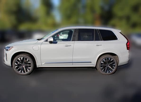 Volvo XC90 Plug-In Hybrid Ultra T8 AWD 6-Seater 2027 — side view
