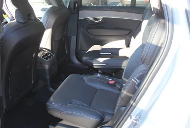 Volvo XC90 Plug-In Hybrid Ultra T8 AWD 6-Seater 2027 — side view