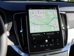 Volvo XC90 Plug-In Hybrid Ultra T8 AWD 6-Seater 2027 — side view