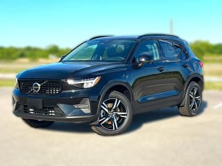 Volvo XC40 Core B4 FWD