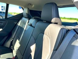 Volvo XC40 Core B4 FWD 2026 — side view