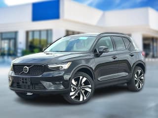 Volvo XC40 Plus B5 AWD