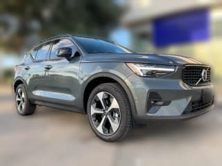 Volvo XC40 Plus B5 AWD