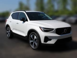 Volvo XC40 Plus B5 AWD