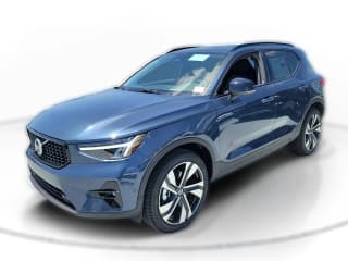 Volvo XC40 Plus B5 AWD