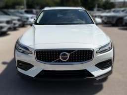 Volvo V60 Cross Country Plus B5 AWD 2026 — side view