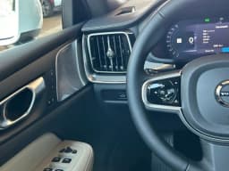 Volvo V60 Cross Country Ultra B5 AWD 2026 — side view