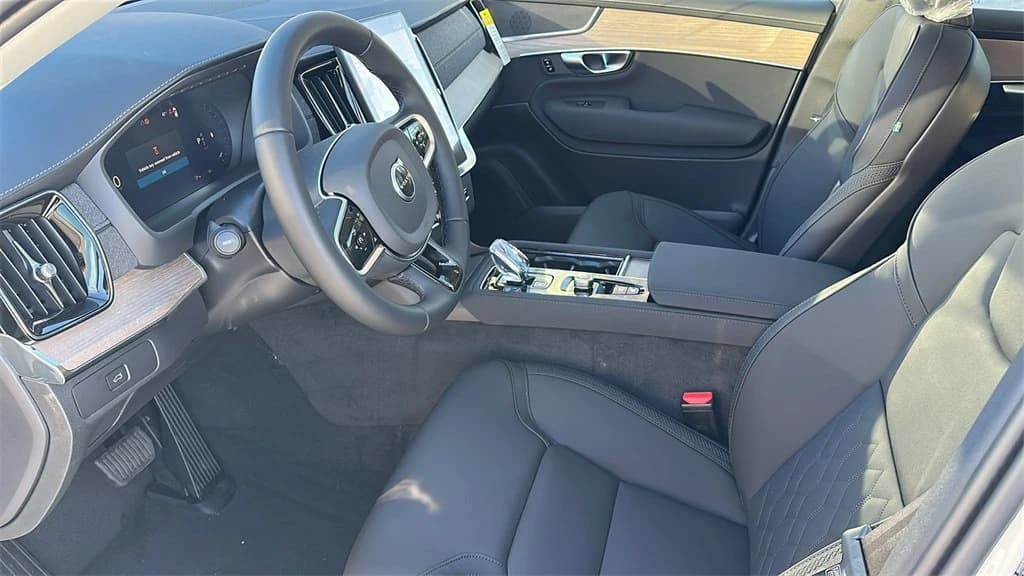 Volvo XC90 Core B5 AWD 7-Seater 2026 — side view