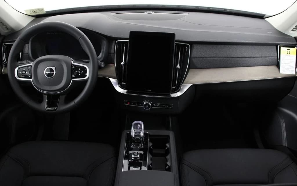 Volvo XC90 Core B5 AWD 7-Seater 2026 — side view