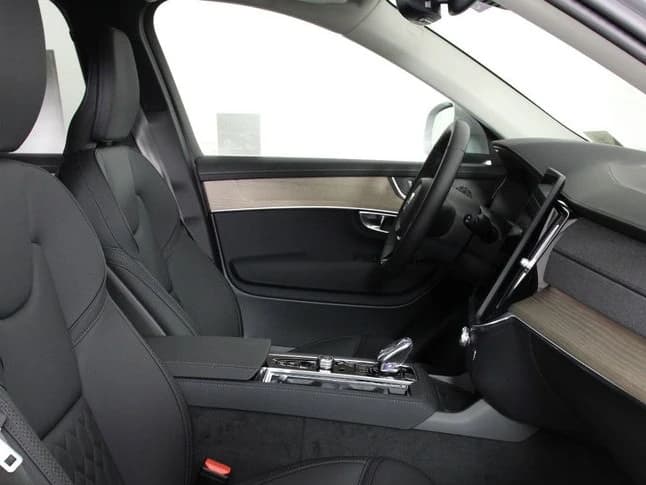 Volvo XC90 Core B5 AWD 7-Seater 2026 — side view