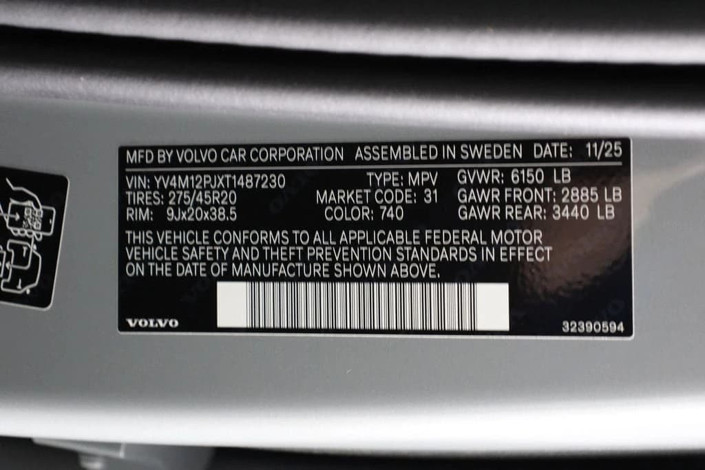 Volvo XC90 Core B5 AWD 7-Seater 2026 — side view