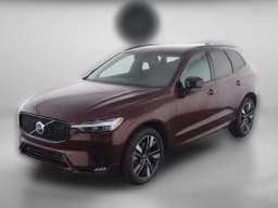 Volvo XC60 Plus B5 AWD 2026 — side view