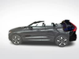 Volvo XC60 Plus B5 AWD 2026 — side view