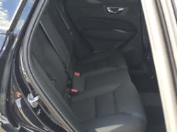 Volvo XC60 Plus B5 AWD 2026 — side view