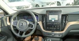 Volvo XC60 Core B5 AWD 2026 — side view