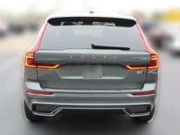 Volvo XC60 Core B5 AWD 2027 — side view
