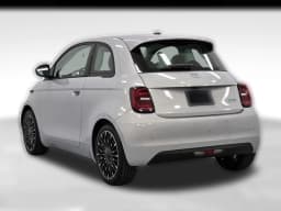 FIAT 500e Base Coupe 2026 — side view