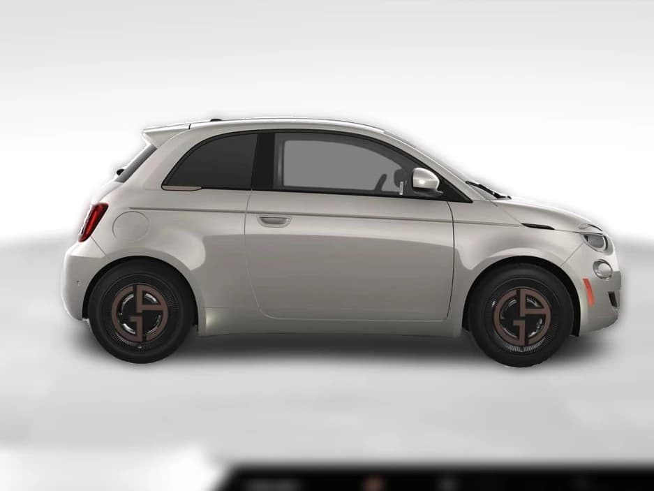 FIAT 500e Giorgio Armani FWD 2025 — side view