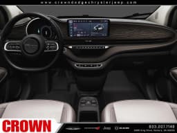 FIAT 500e Giorgio Armani FWD 2025 — side view