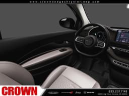 FIAT 500e Giorgio Armani FWD 2025 — side view