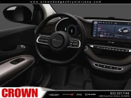 FIAT 500e Giorgio Armani FWD 2025 — side view