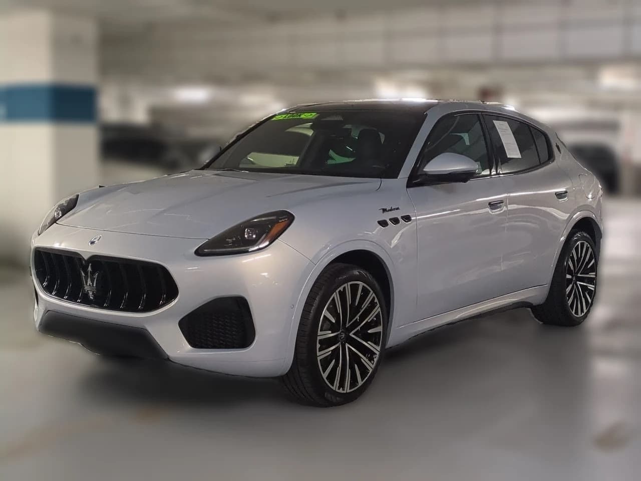 Maserati Grecale Modena AWD 2025 — side view