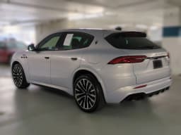 Maserati Grecale Modena AWD 2025 — side view