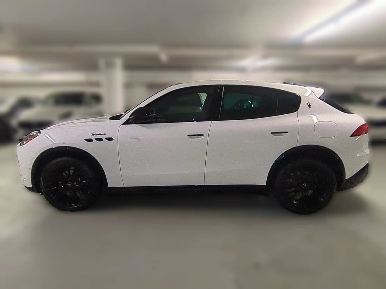 Maserati Grecale Modena AWD 2025 — side view