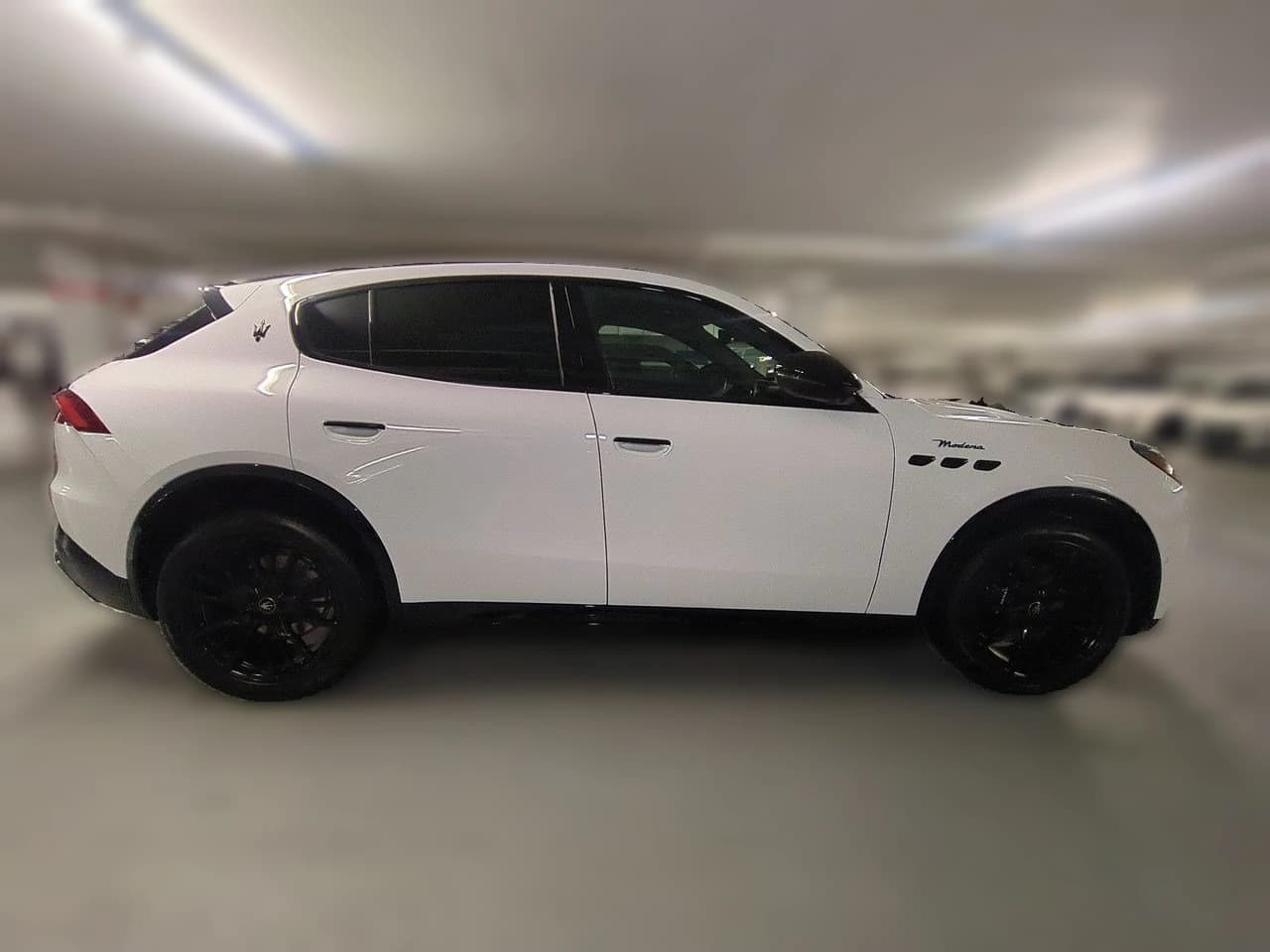 Maserati Grecale Modena AWD 2025 — side view