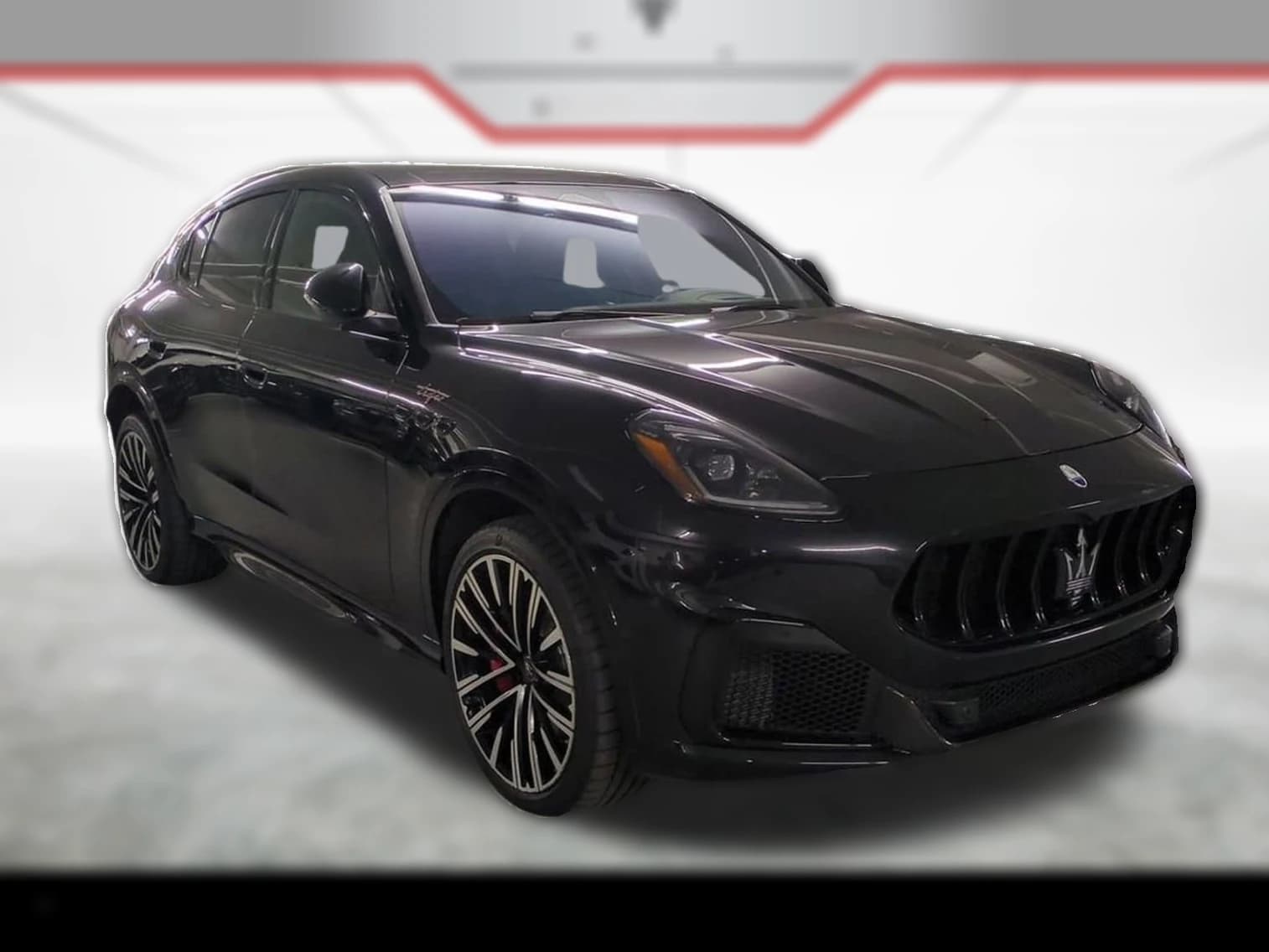 Maserati Grecale Trofeo AWD 2025 — side view