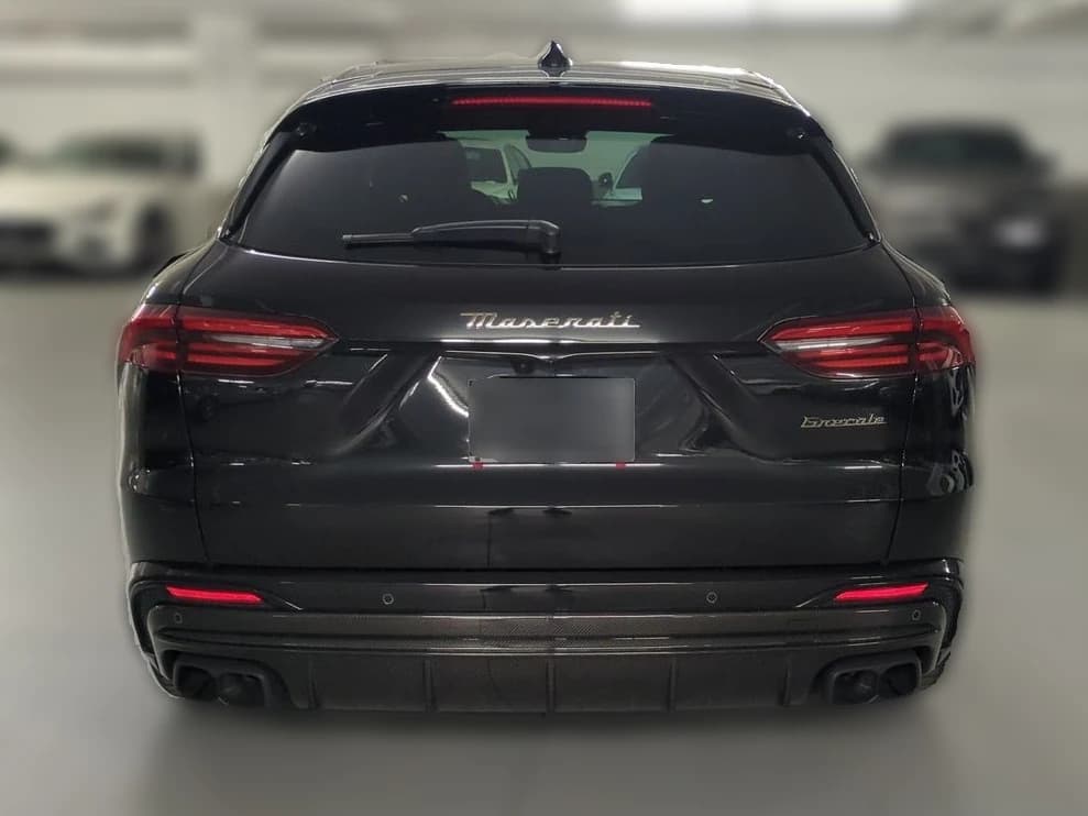 Maserati Grecale Trofeo AWD 2025 — side view