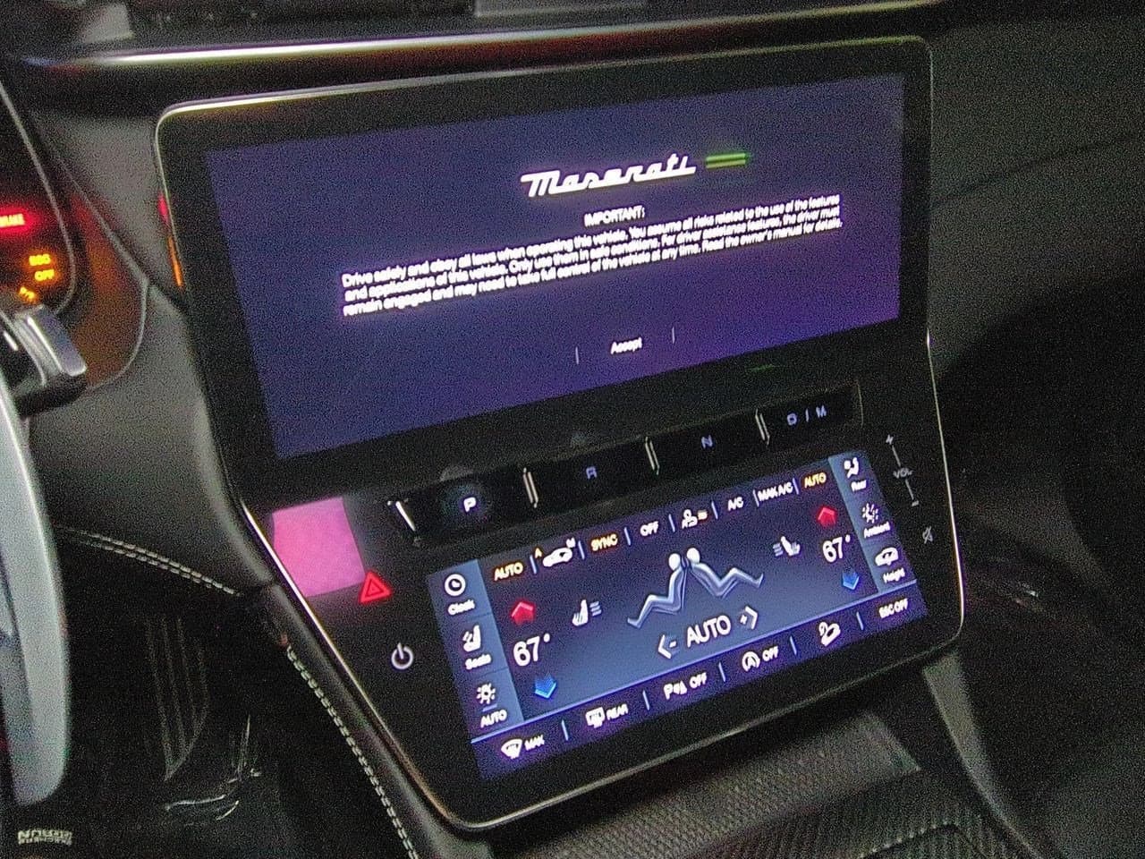 Maserati Grecale Trofeo AWD 2025 — side view