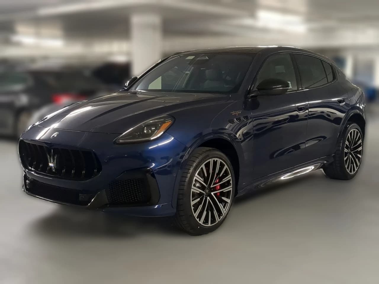 Maserati Grecale Trofeo AWD 2025 — side view