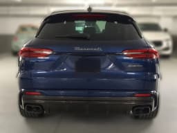 Maserati Grecale Trofeo AWD 2025 — side view
