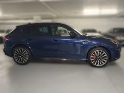 Maserati Grecale Trofeo AWD 2025 — side view