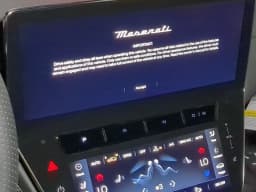 Maserati Grecale Trofeo AWD 2025 — side view