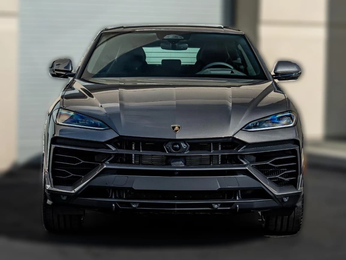 Lamborghini Urus SE AWD 2026 — side view